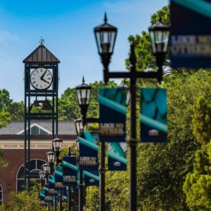 Image post by @uncw.alumni on Instagram