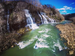 Image post by @nicktroutmankayak on Instagram