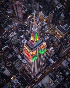 Image post by @EmpireStateBldg on Twitter