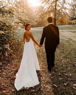 Image post by @theknot on Instagram