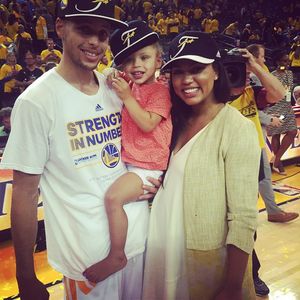 Image post by @ayeshacurry on Instagram
