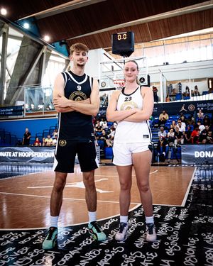 Image post by @itchenbball on Instagram