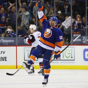 Image post by @nyislanders on Instagram