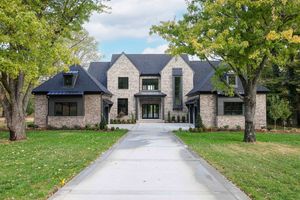 Image post by @shelbiaimonetti_realestate on Instagram
