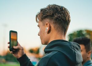 Image post by @eplocomotivefc on Instagram