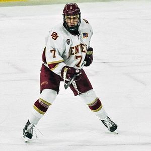 Image post by @du_hockey on Instagram
