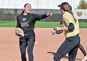 Image post by @oakland_softball on Instagram