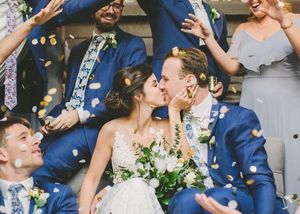 Image post by @theknot on Instagram