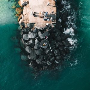 Image post by @its_holes on Instagram