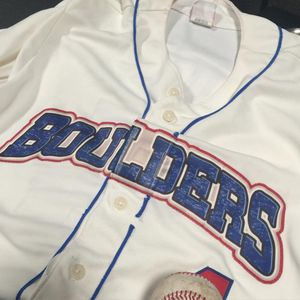Image post by @nyboulders on Instagram