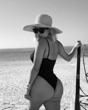 Image post by @beberexha on Instagram