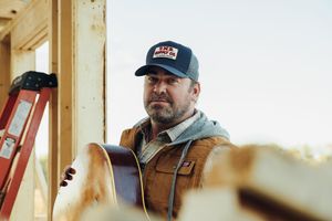 Image post by @leebrice on Instagram