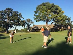Image post by @cowgirlgolf on Instagram