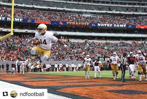Image post by @metlifestadium on Instagram