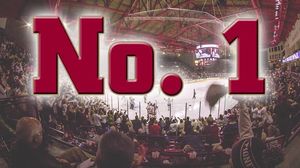 Image post by @du_hockey on Instagram
