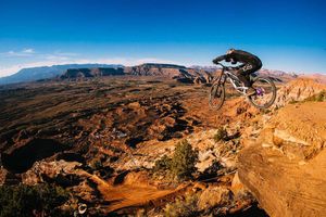 Image post by @foxmtb on Instagram