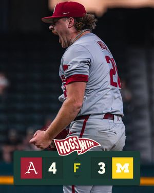 Image post by @RazorbackBSB on Twitter
