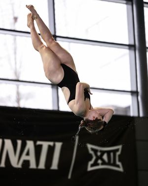 Image post by @gobearcatsswim on Instagram