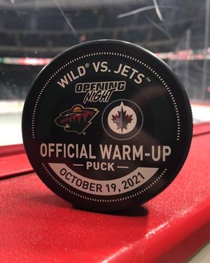 Image post by @thehockeylodge on Instagram