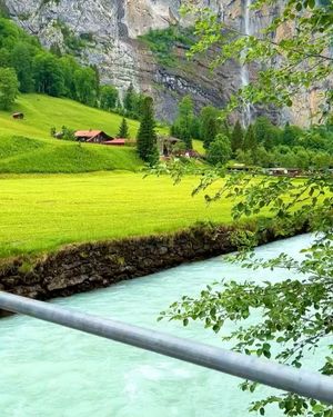 Image post by @travelgardi on Instagram