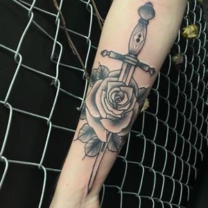 Image post by @jessfoxtattoos on Instagram