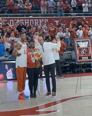 Image post by @tjfordbasketball on Instagram