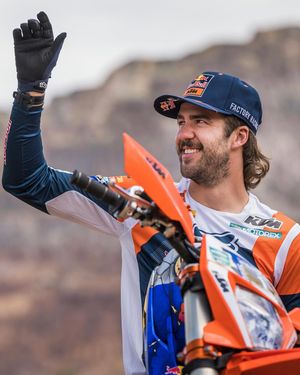 Image post by @redbullshop on Instagram