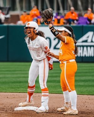 Image post by @clemsonsoftball on Instagram