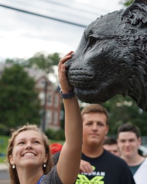Image post by @uofnh on Instagram