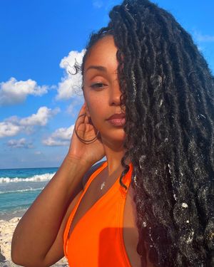 Image post by @myaplanet9 on Instagram