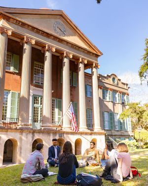 Image post by @collegeofcharleston on Instagram
