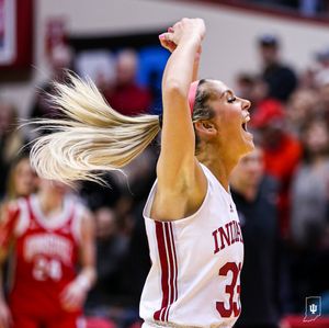 Image post by @IndianaWBB on Twitter