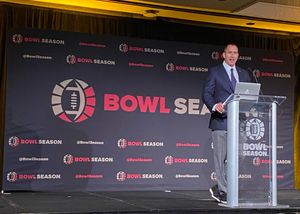 Image post by @bowlseason on Instagram