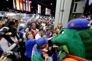 Image post by @gatorsports on Instagram