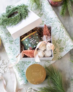 Image post by @sugarandcharm on Instagram
