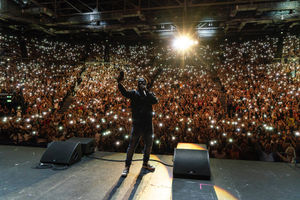 Image post by @kevinhart4real on Instagram
