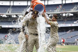 Image post by @MLB on Twitter