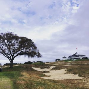 Image post by @hofstra_wlax on Instagram