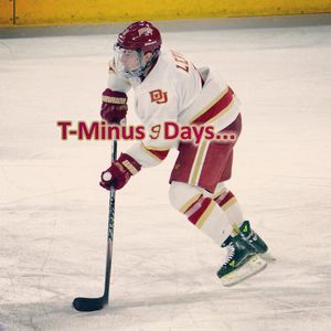 Image post by @du_hockey on Instagram