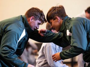 Image post by @WrestlingJesuit on Twitter