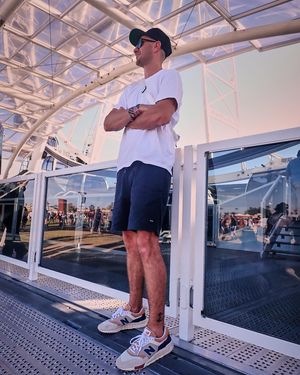 Image post by @dsw on Instagram