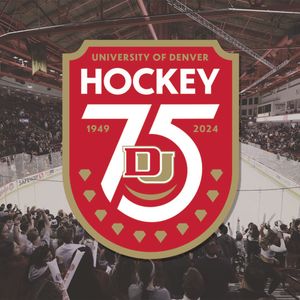 Image post by @du_hockey on Instagram