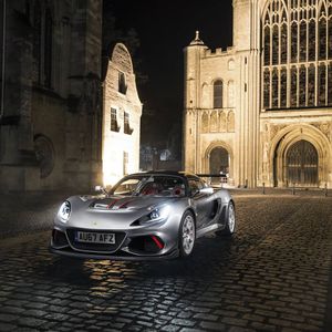 Image post by @lotuscars on Instagram