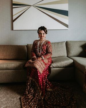 Image post by @thismodernlovephoto on Instagram
