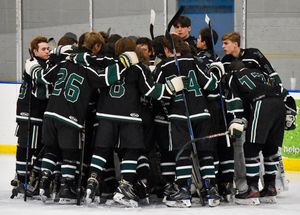 Image post by @lakeorion_varsityhockey on Instagram
