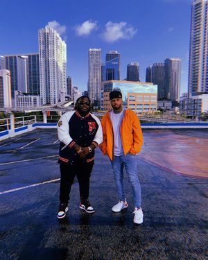 Image post by @nickyjam on Instagram