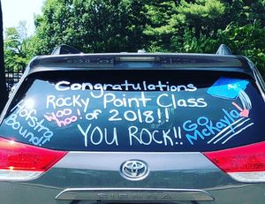 Image post by @hofstrau on Instagram