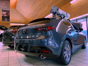 Image post by @parkmazda on Instagram