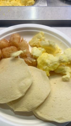 Video post by @brunaguedesoli on Facebook