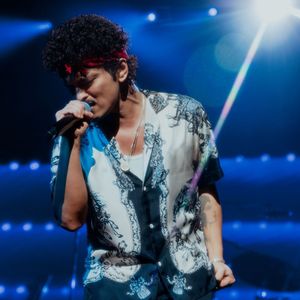 Image post by @hardrockholly on Instagram